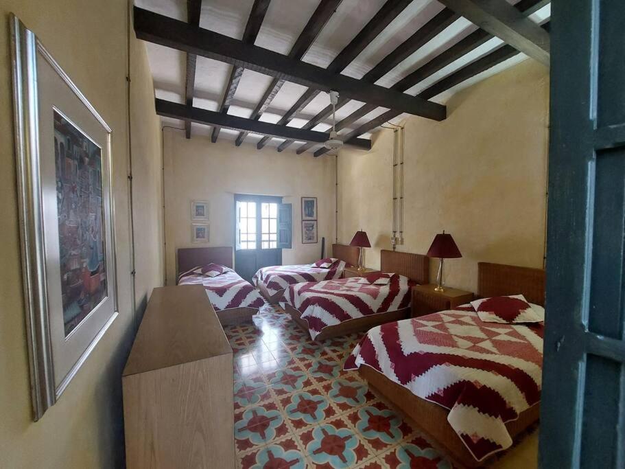 Casa en Cauca Viejo con piscina, Jacuzzi y turco