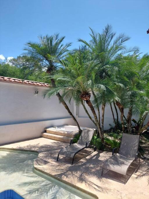 Casa en Cauca Viejo con piscina, Jacuzzi y turco