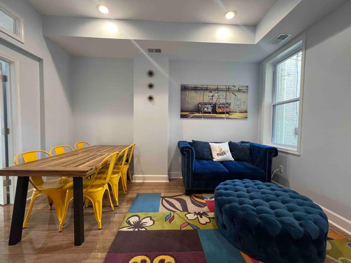Majestic 4B Retreat on King St-5 Mins Walk Metro view 4