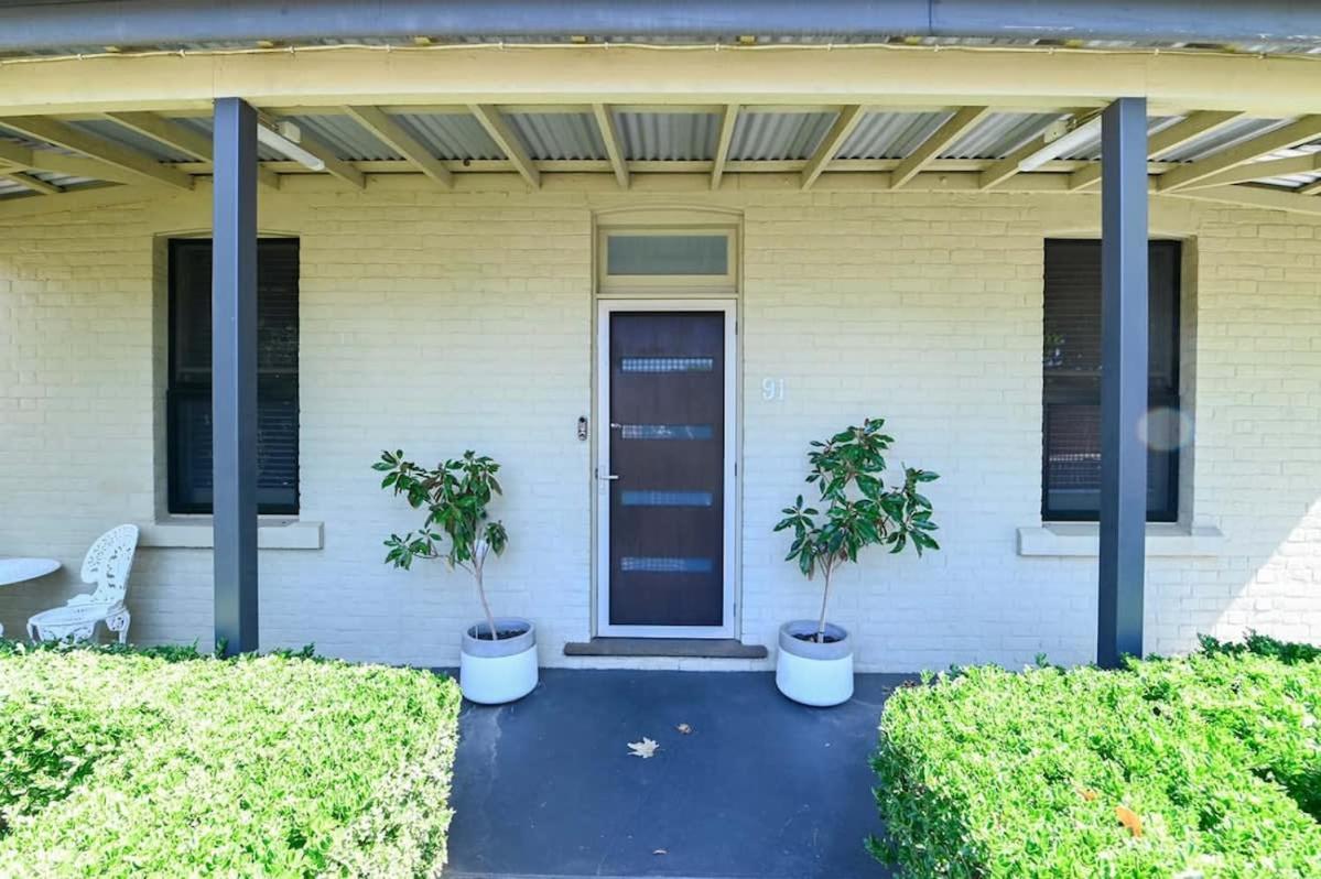Darling St - Charming CBD Abode