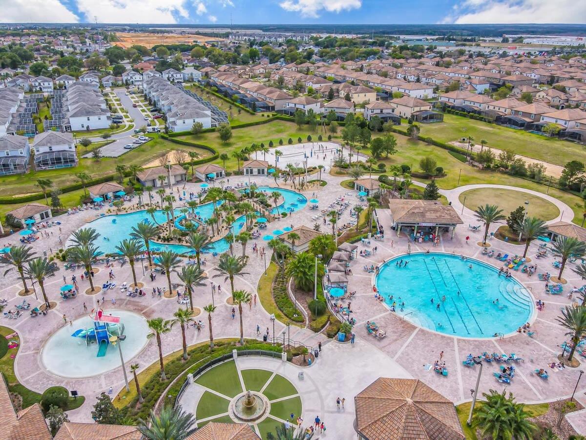 Awesome 8 br villa w game room pool & theater view 5