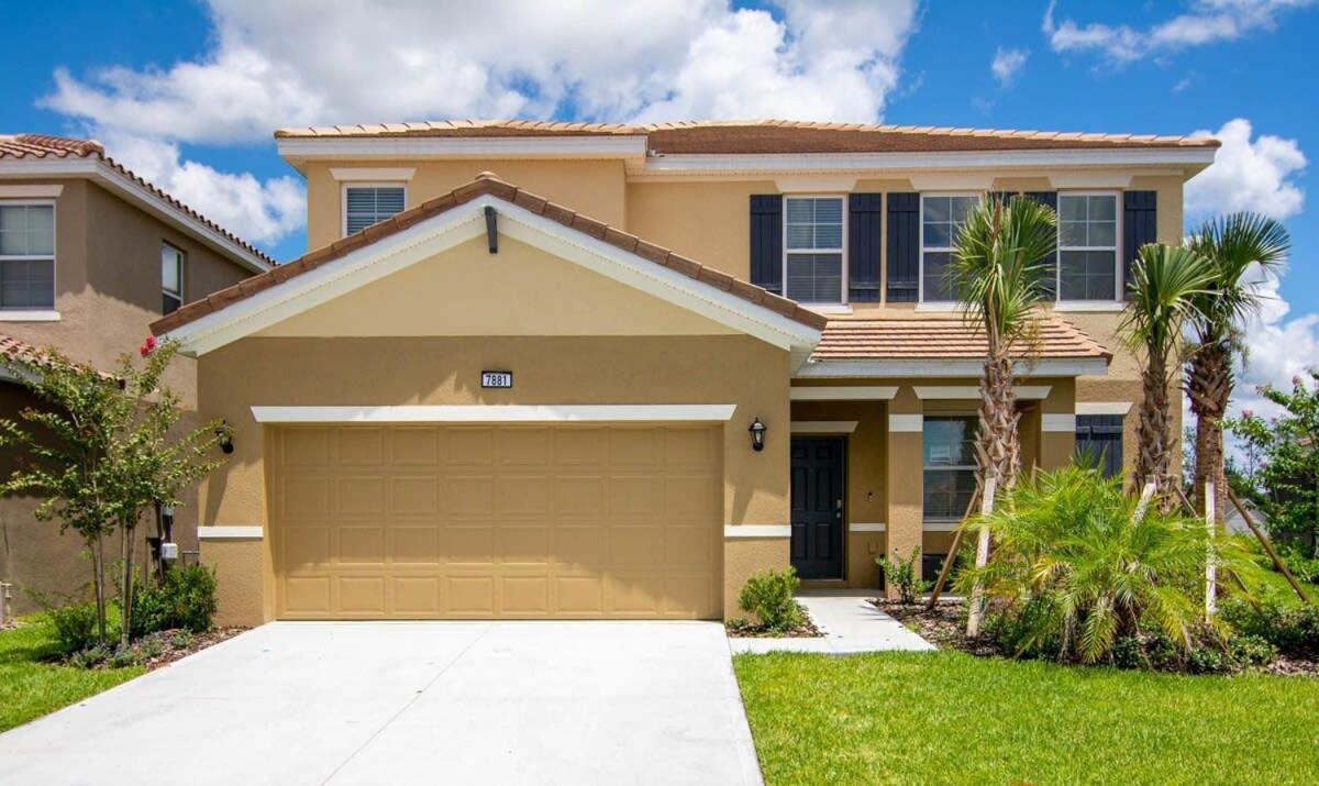 Awesome 5 br by Disney Game room pool theme rms