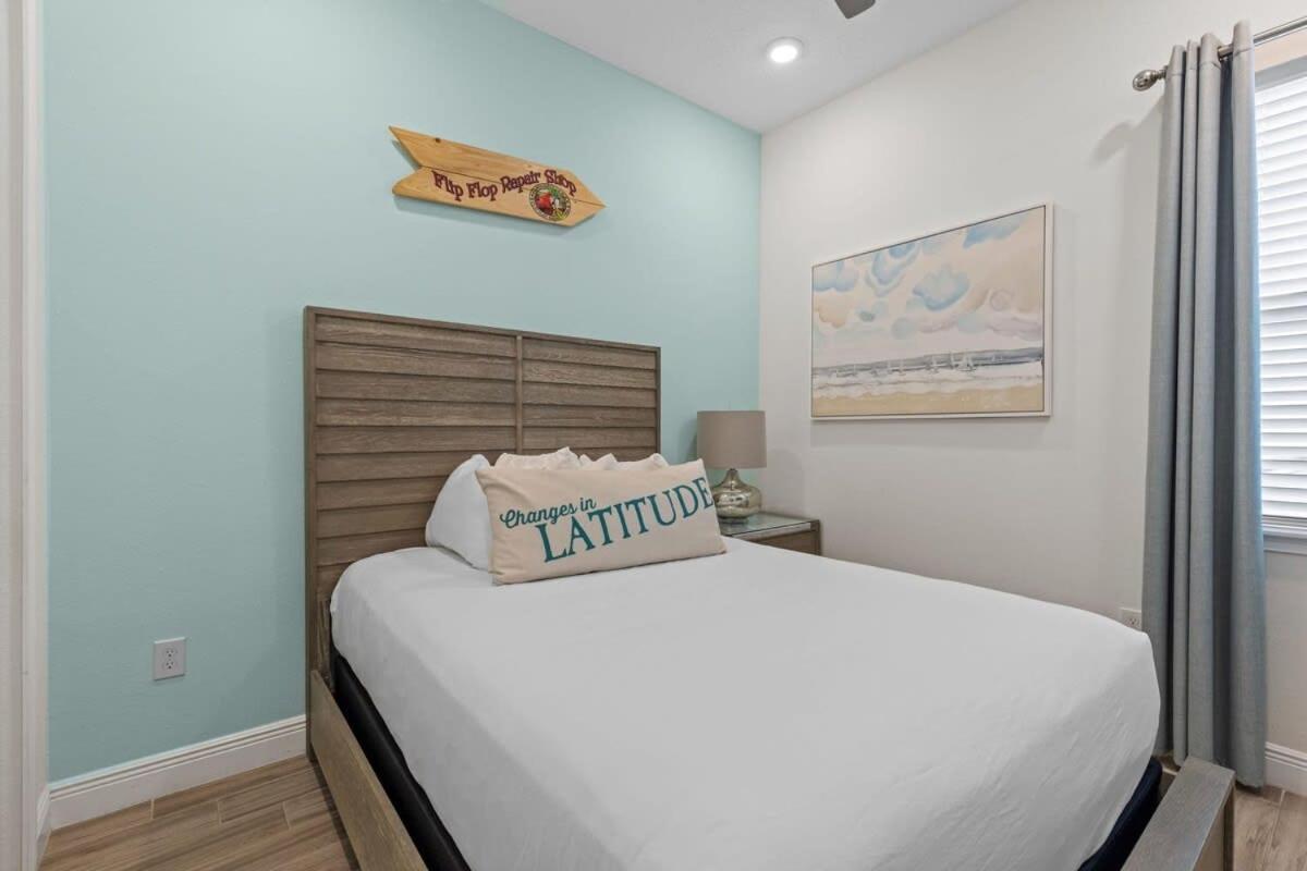 Awesome 3 br house with hot tub near Disney