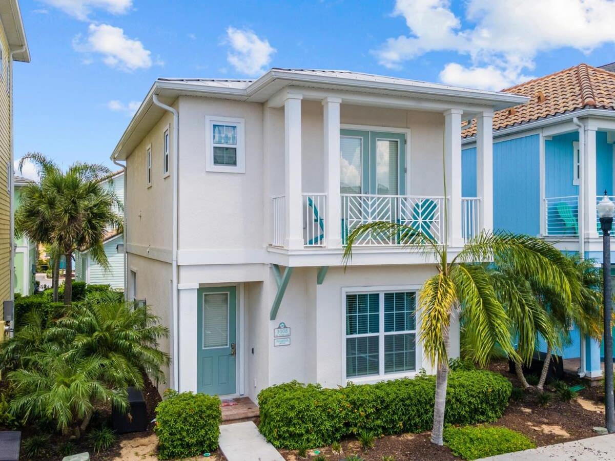 Awesome 3 br house with hot tub near Disney