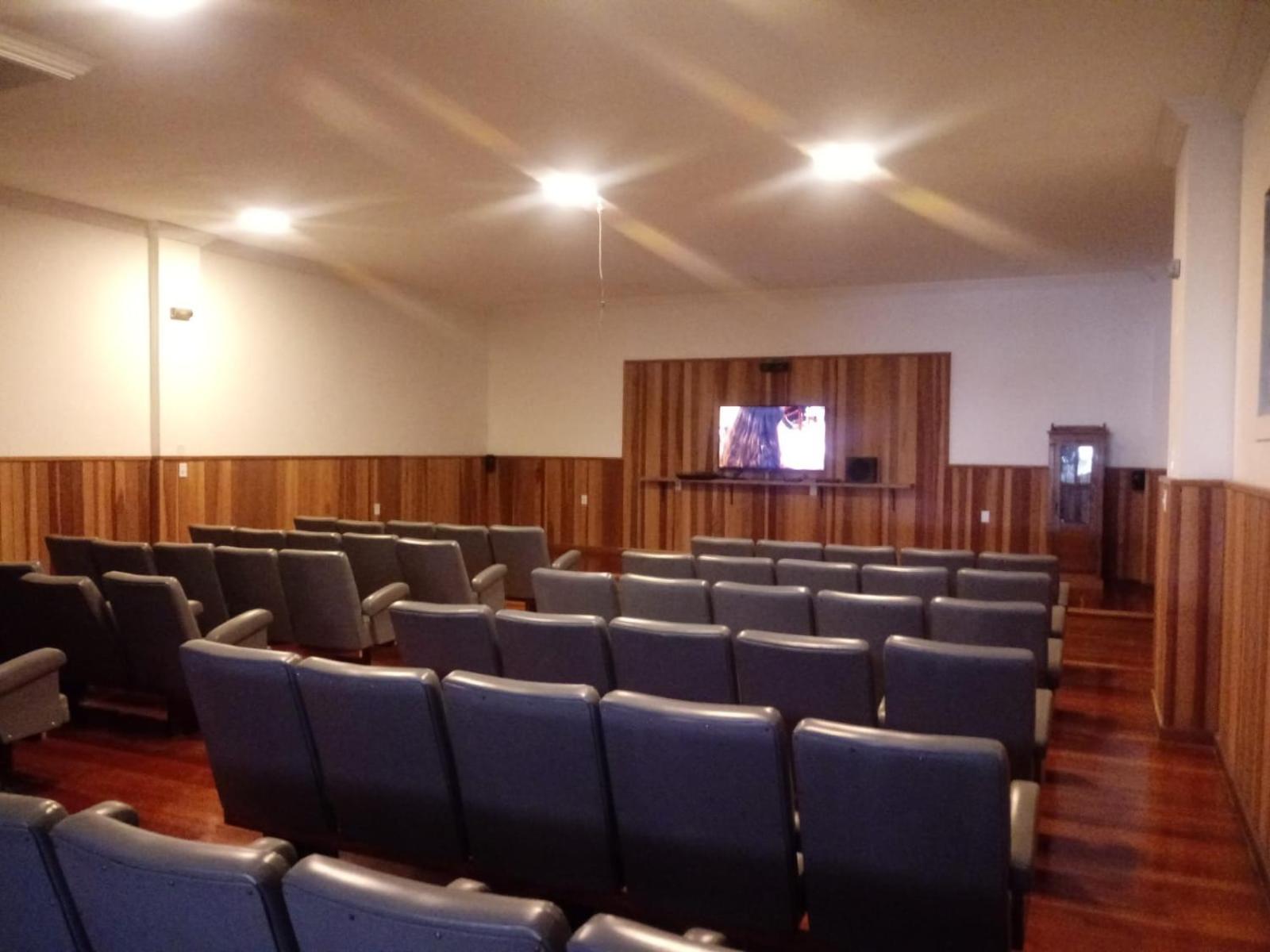 Apartamento no Condomínio Imperial