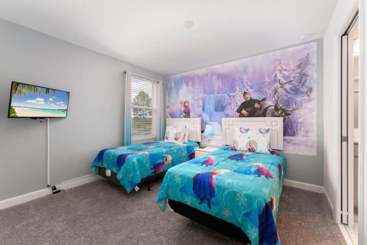 Vibrant 6BR w Private Pool Grill by Disney view 5