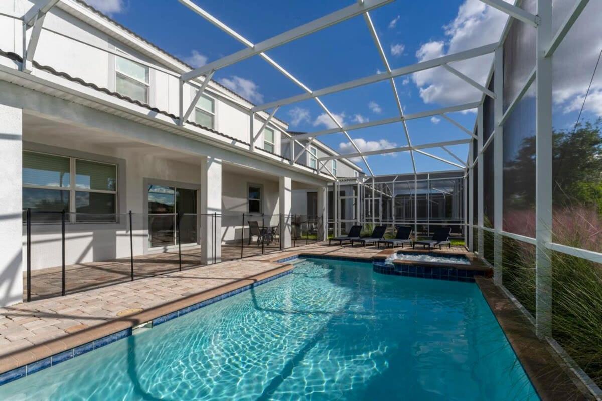 Vibrant 6BR w Private Pool Grill by Disney view 3