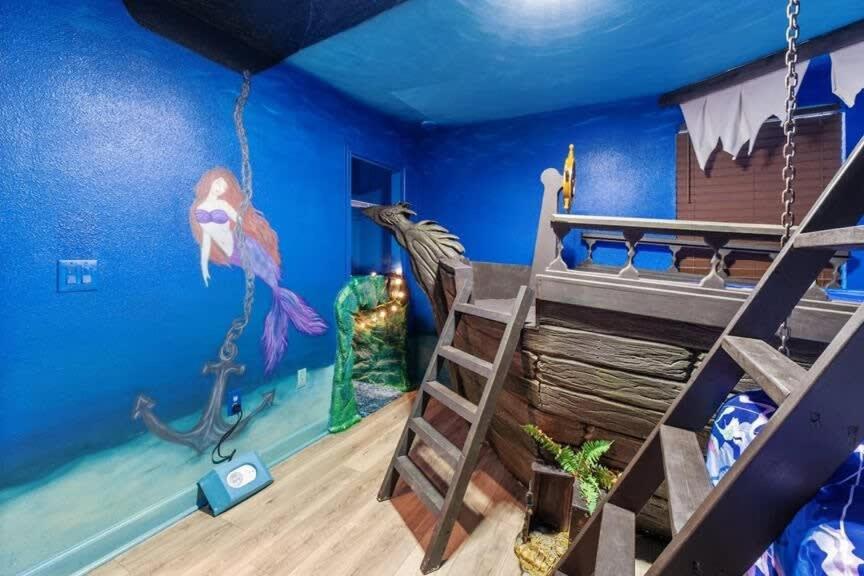 Under the Sea Villa by Disney w Pool Game Room