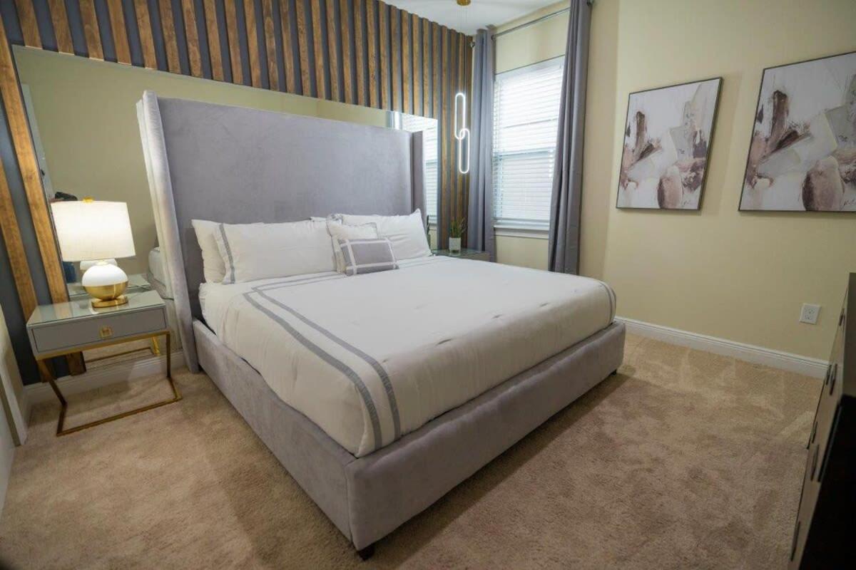 Stunning Luxury 9BR Encore Villa by Disney