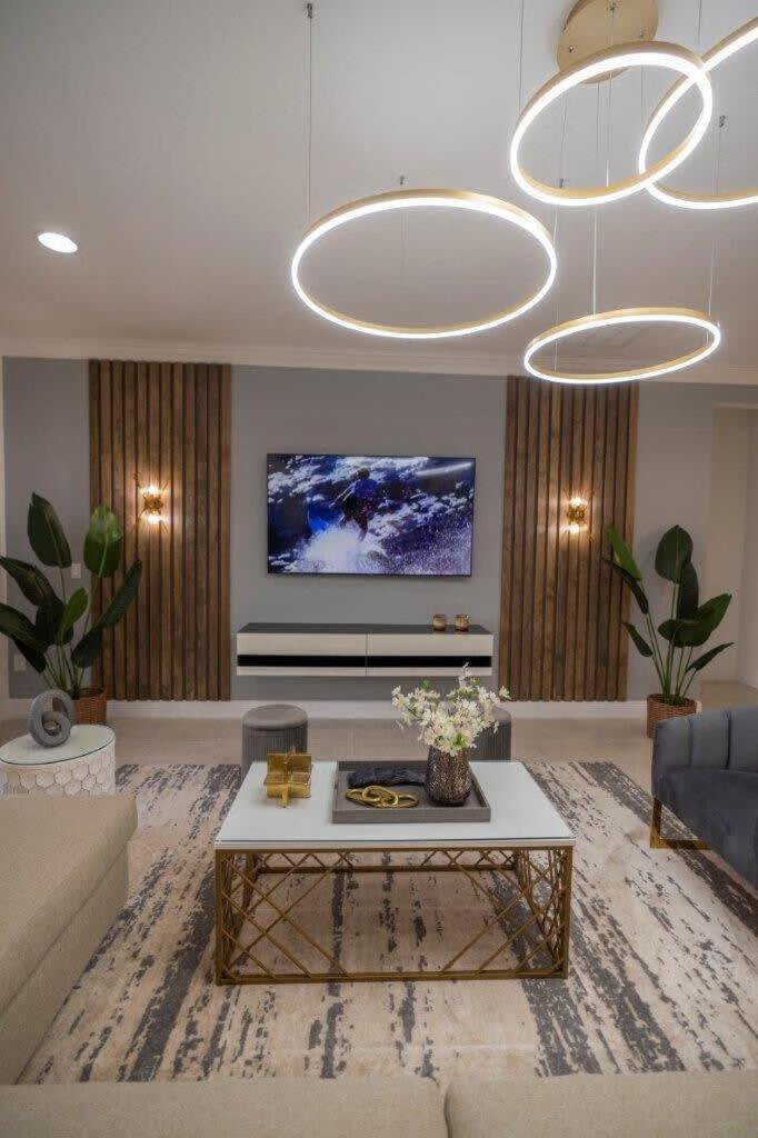Stunning Luxury 9BR Encore Villa by Disney