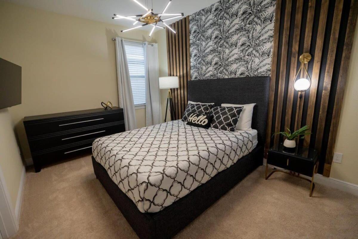 Stunning Luxury 9BR Encore Villa by Disney