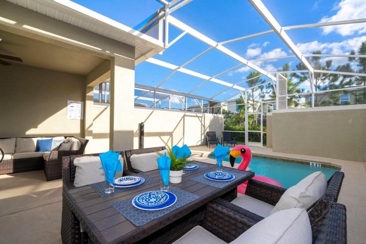 Gorgeous 4Bd w Pool & FREE Waterpark 428