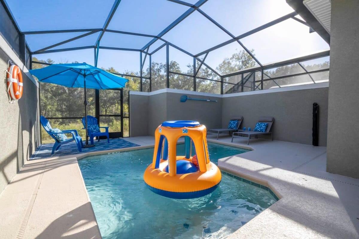 Wonderful 5 Bd w Pool @ Storey Lake Resort 2545