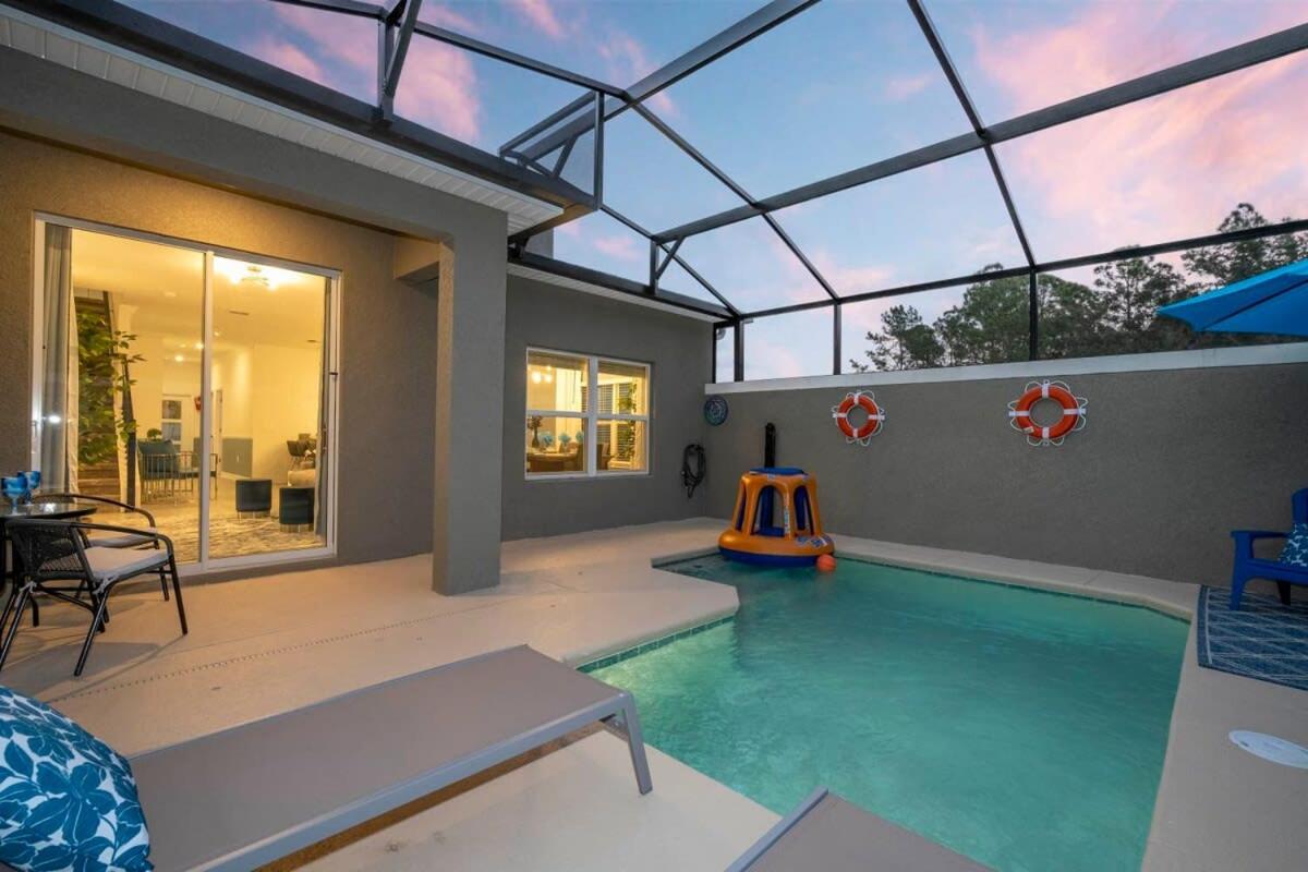 Wonderful 5 Bd w Pool @ Storey Lake Resort 2545