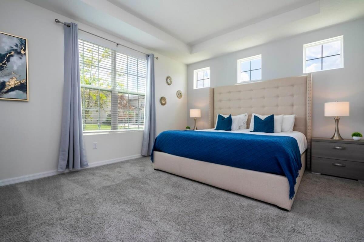 Splendid 5Bd w Pool at Solara Resort 2154 view 5