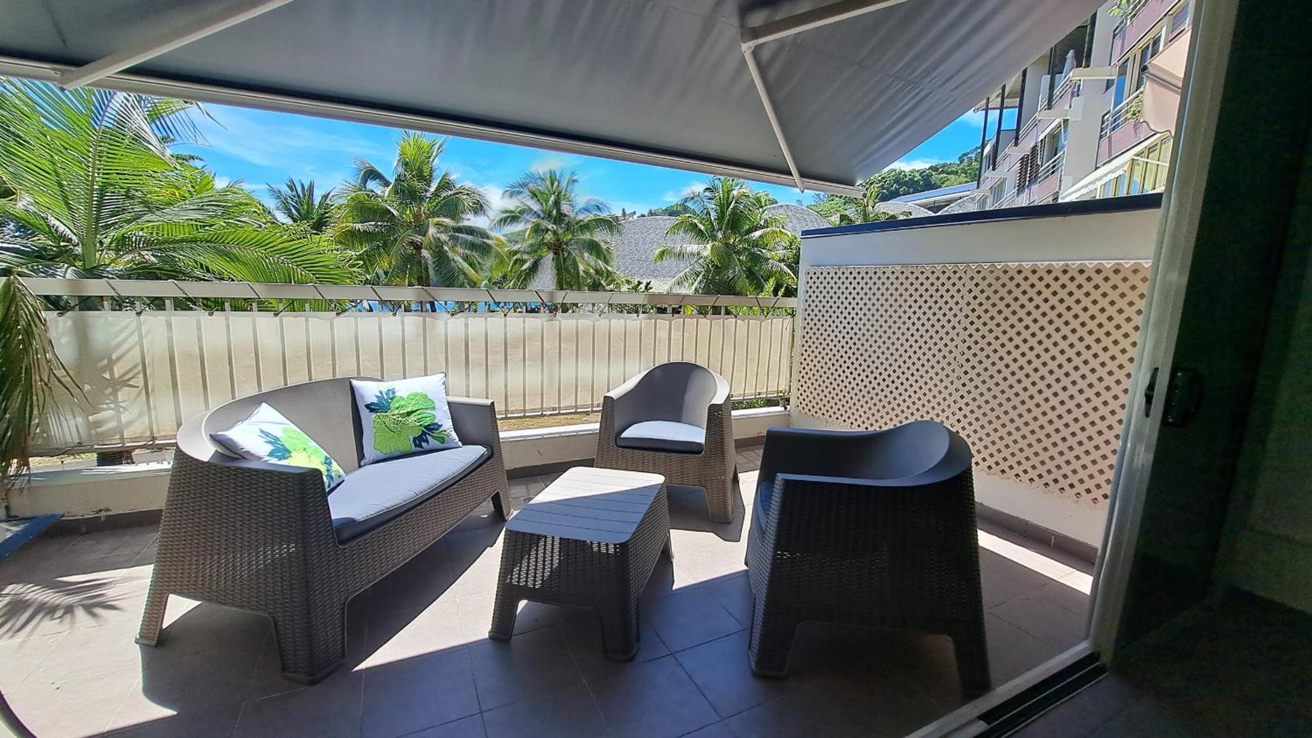 TAHITI - Condo Lafayette Beach view 3