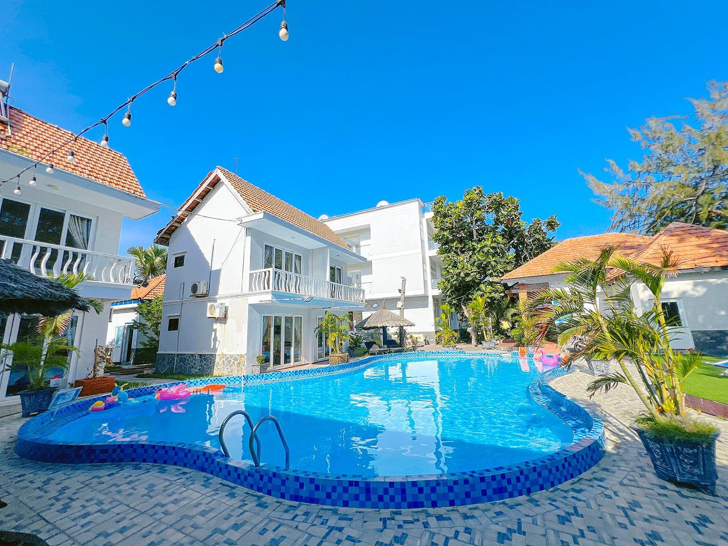 Sand Beach Resort
