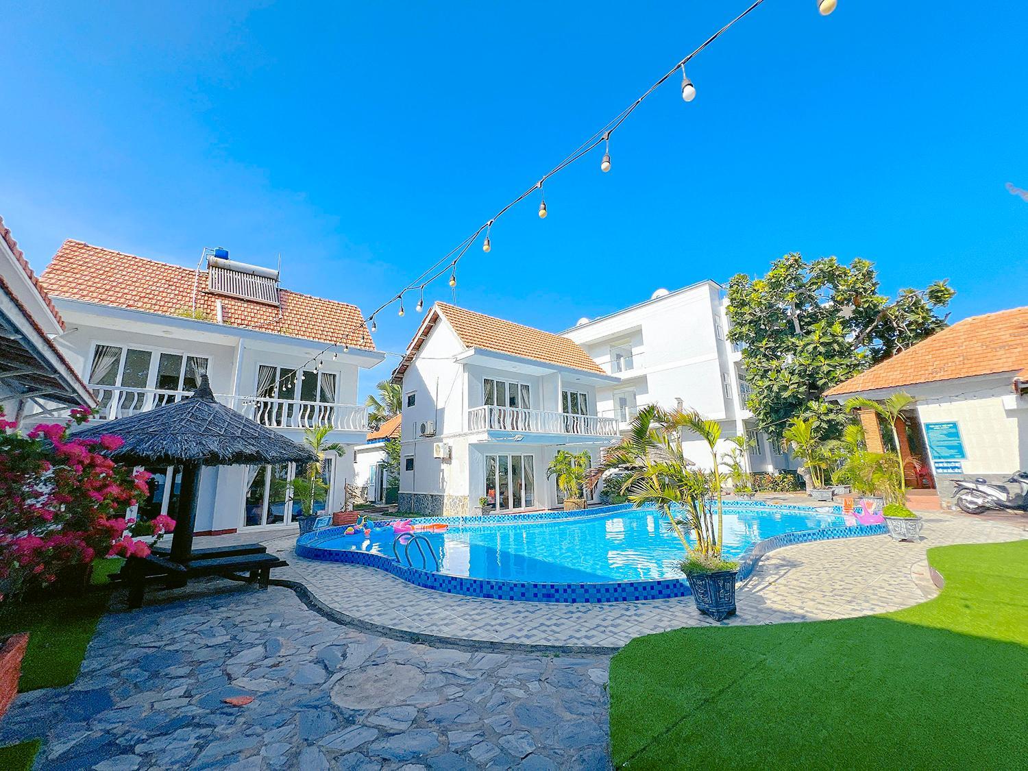 Sand Beach Resort