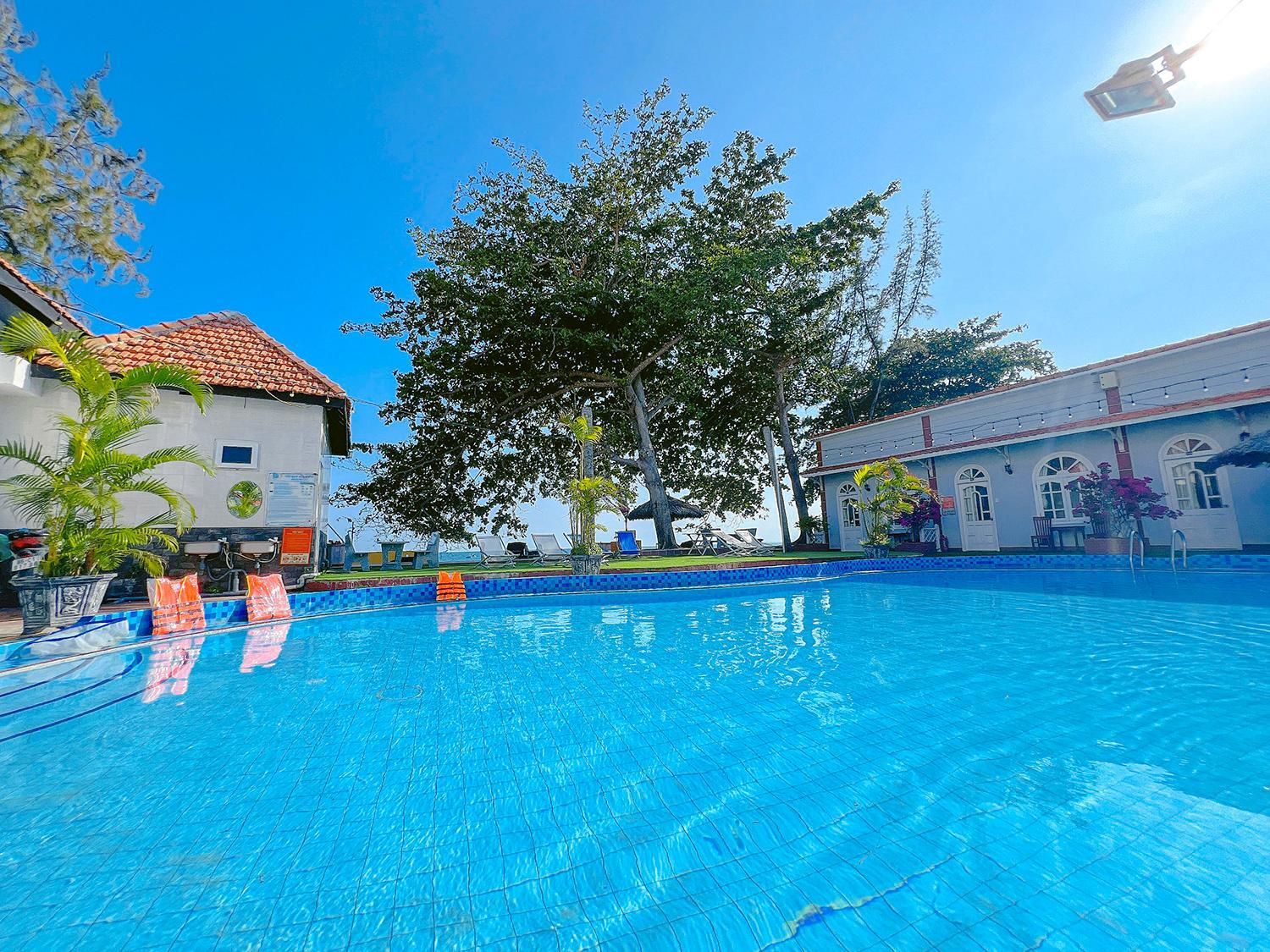 Sand Beach Resort