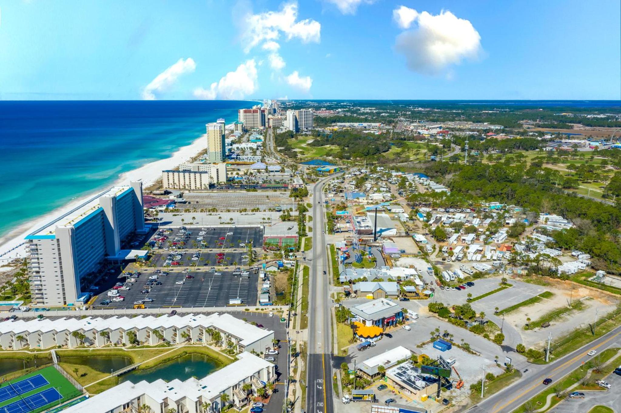 Summit 808 - Luxury Beach Resort Condo view 4