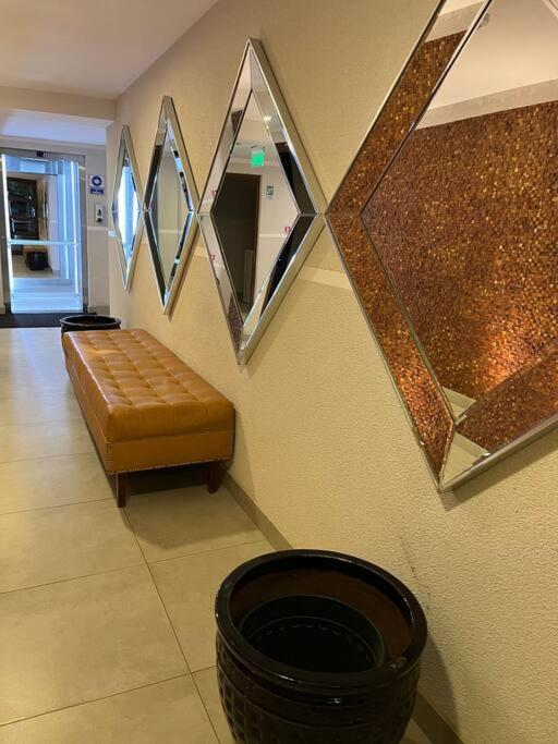 Exclusivo Departamento Equipado Estacionamiento Privado 2D-2B con Excelente ubicación en Los Ángeles