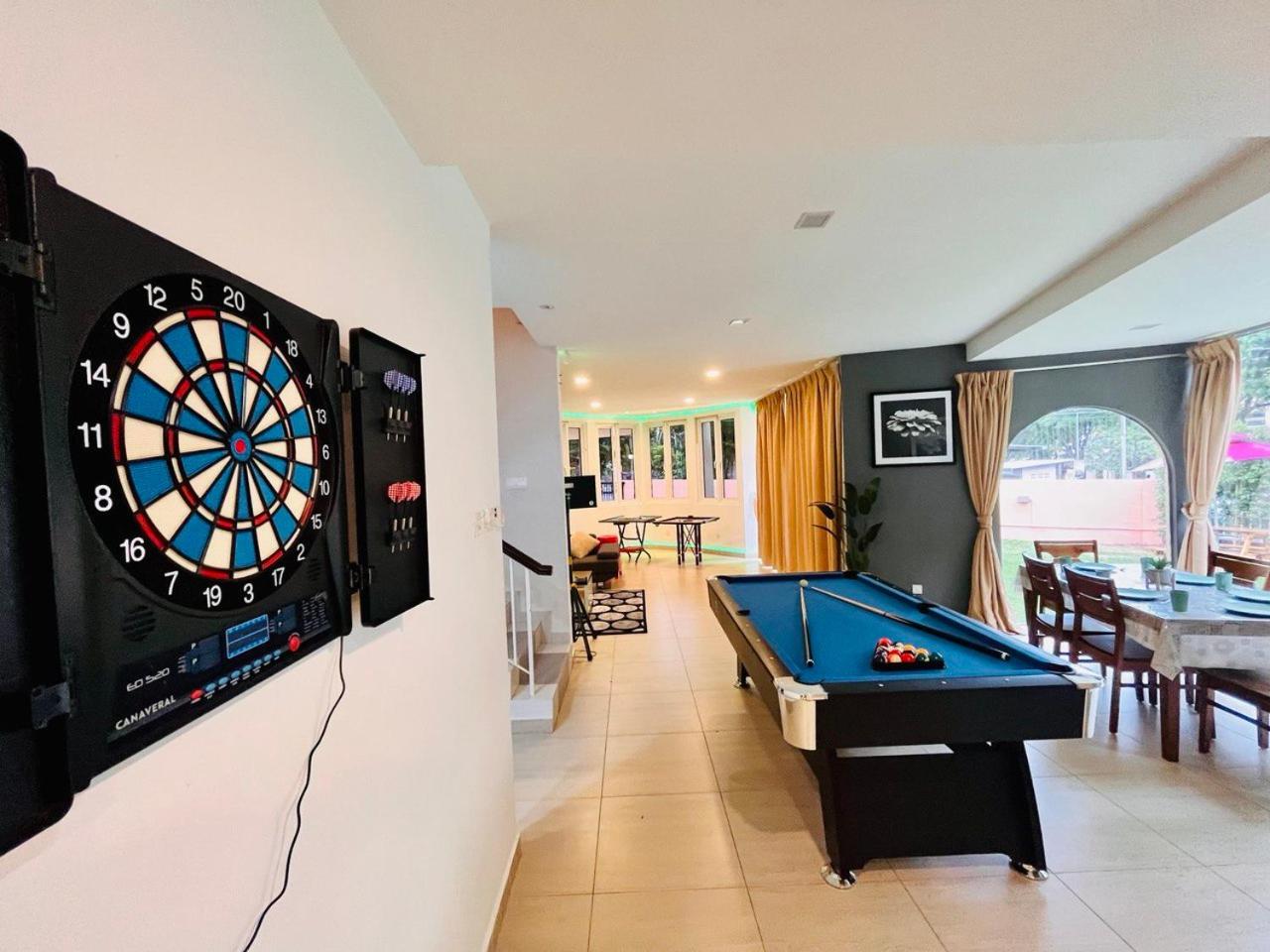 Holiday Villa by StayCo- Swimming Pool - Karaoke - BBQ - Event space - 2 mins drive to beach - center of tourist location photo 4