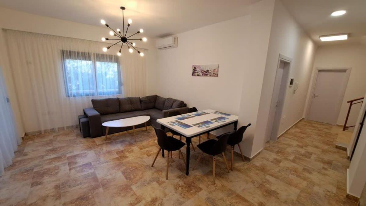 Beachside Living 662