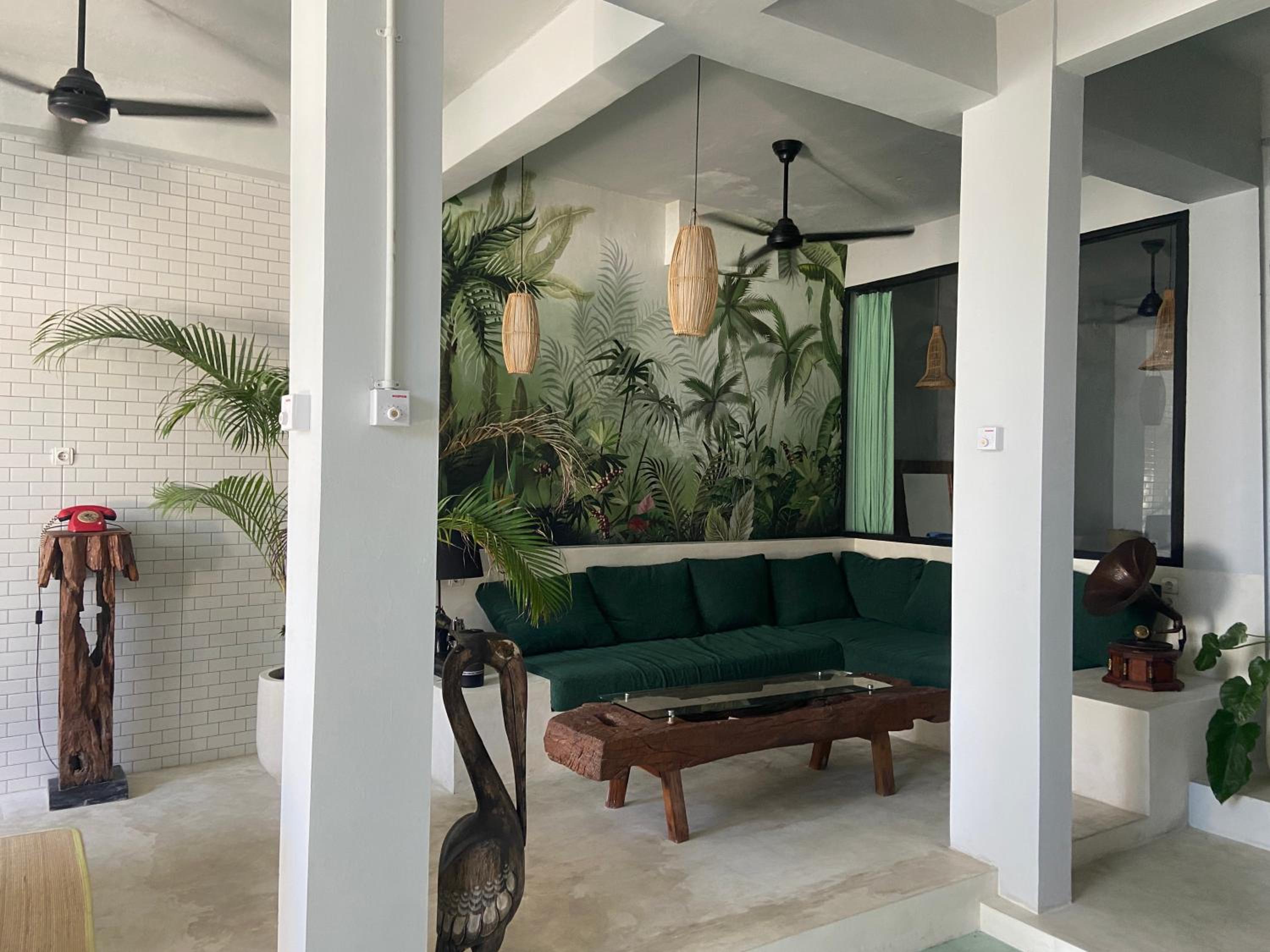 lounge