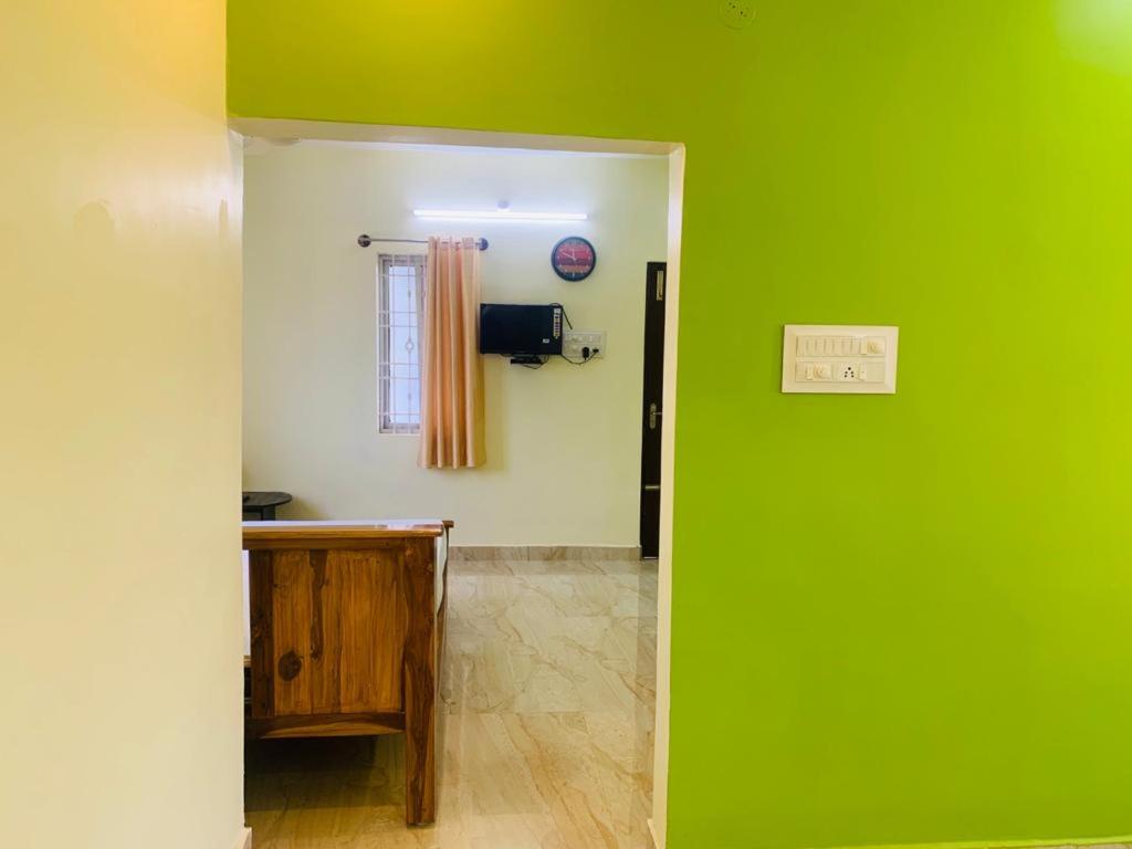 M M house view 5