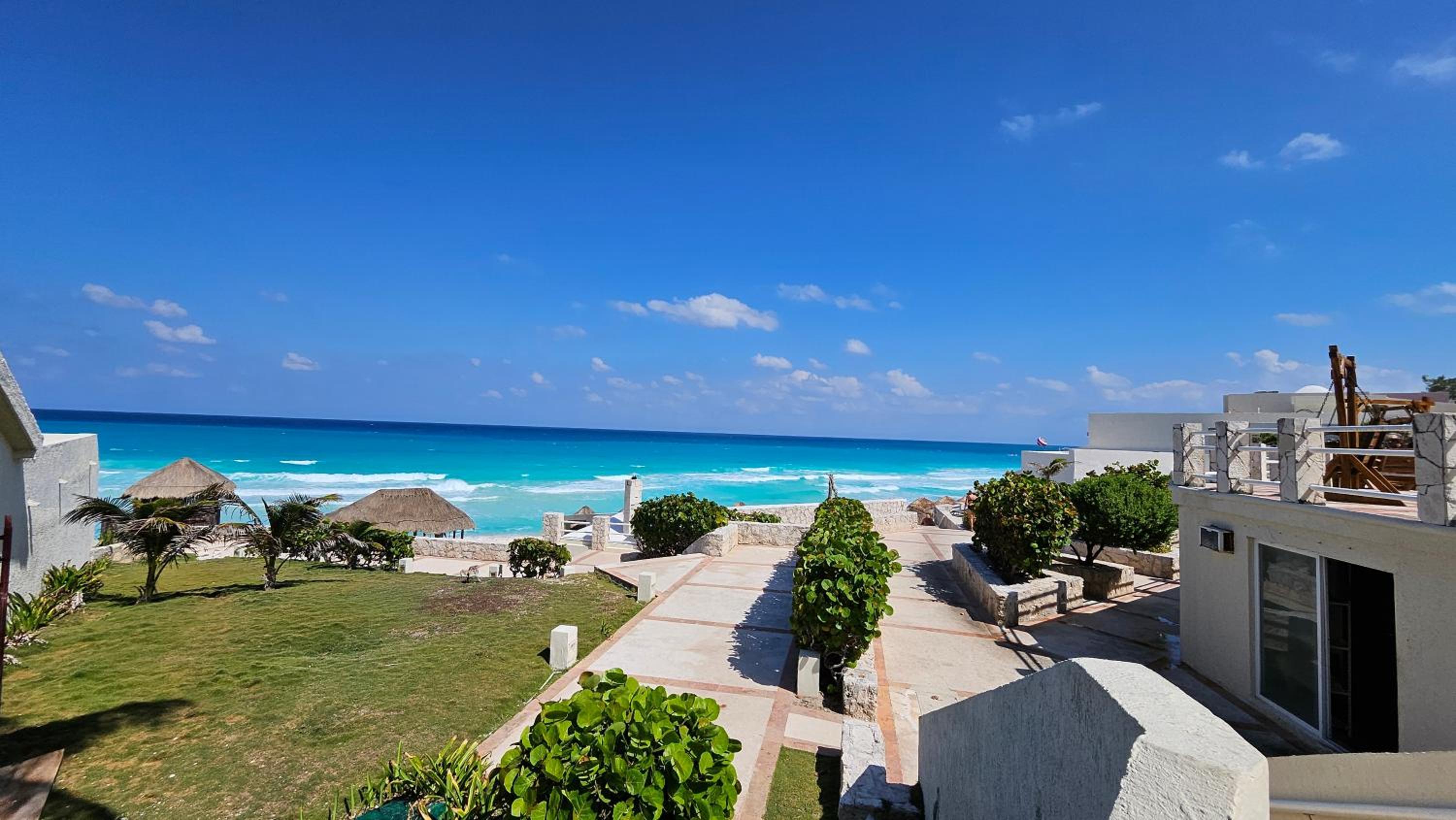 Front Beach Studio