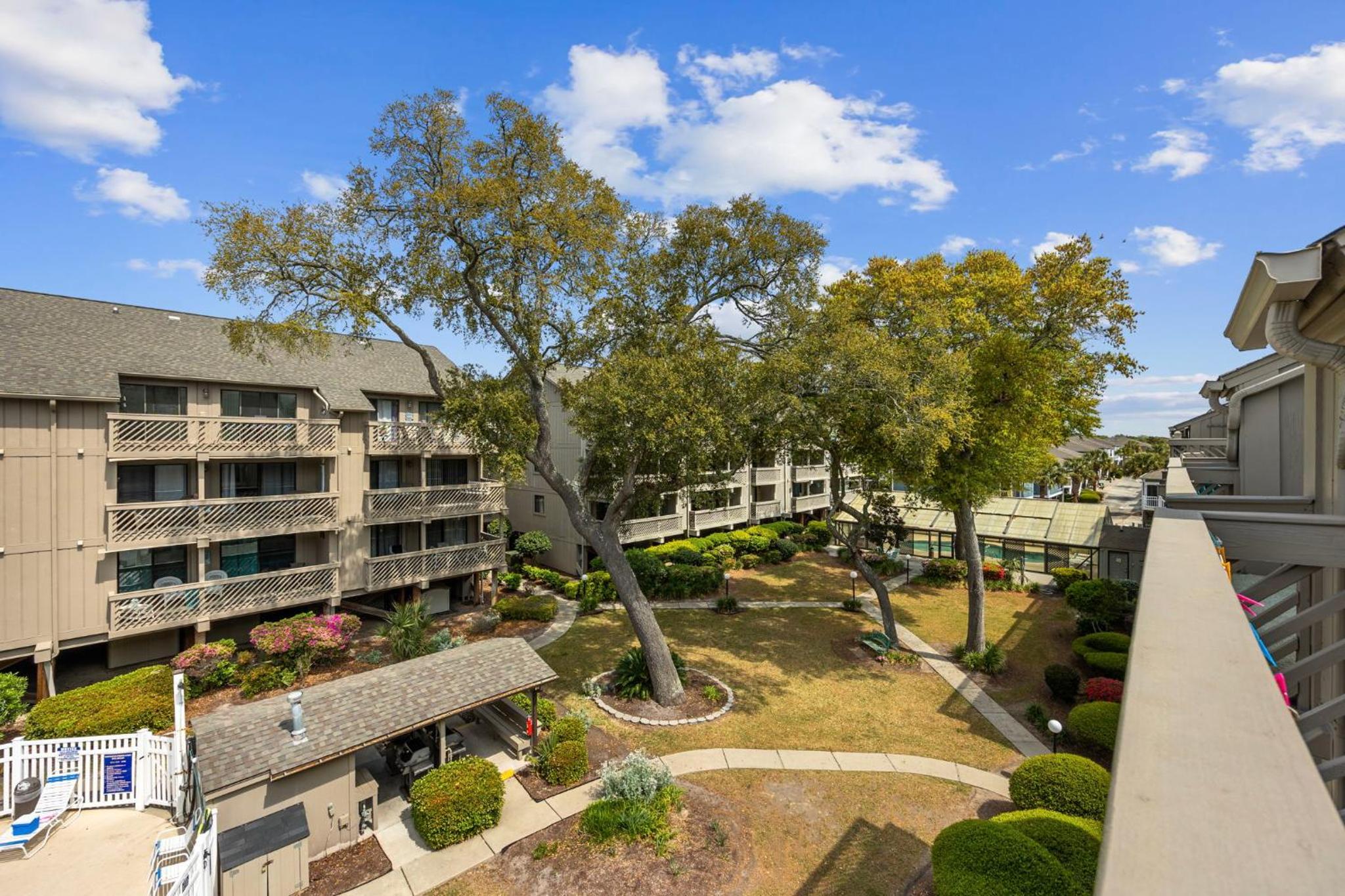 Hotel Salty Air Retreat - Image 1