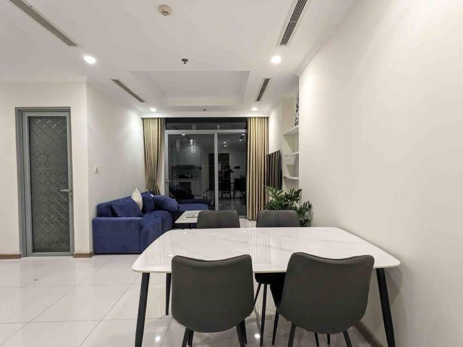 2brs COZY view Landmark 81 nice swimming pool