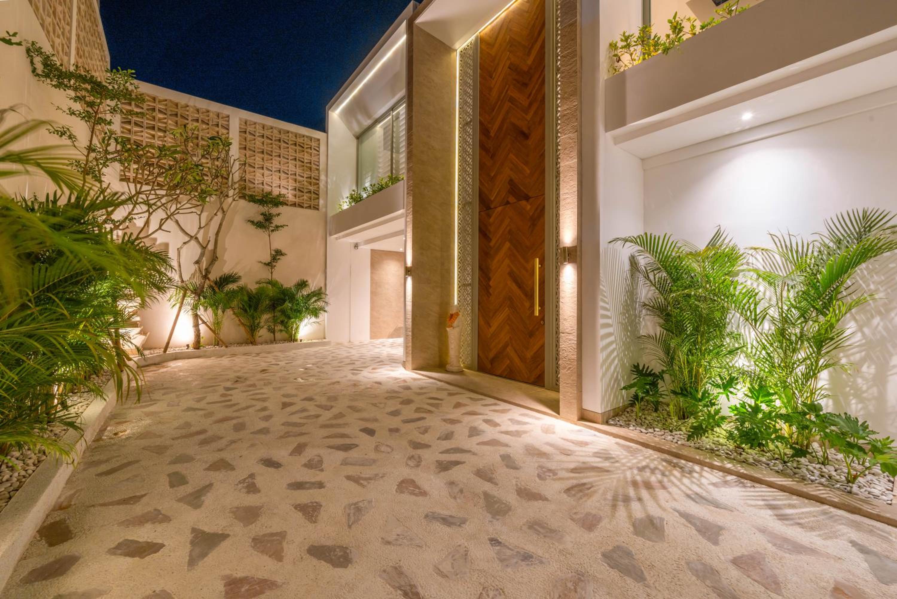 Vida & Vola : Majestic Coastal Retreat 40 Guests incl in Price