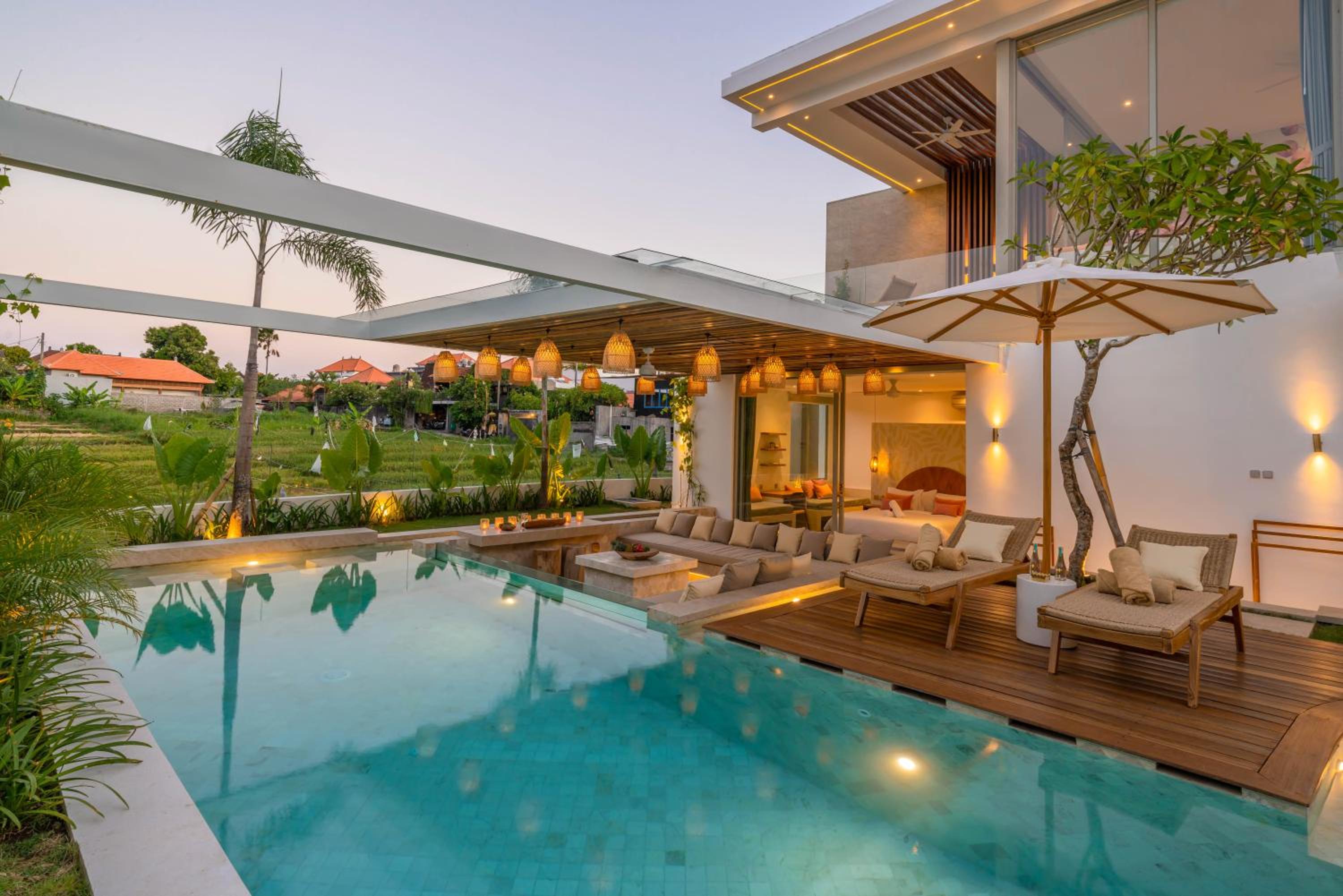 Vida & Vola : Majestic Coastal Retreat 40 Guests incl in Price