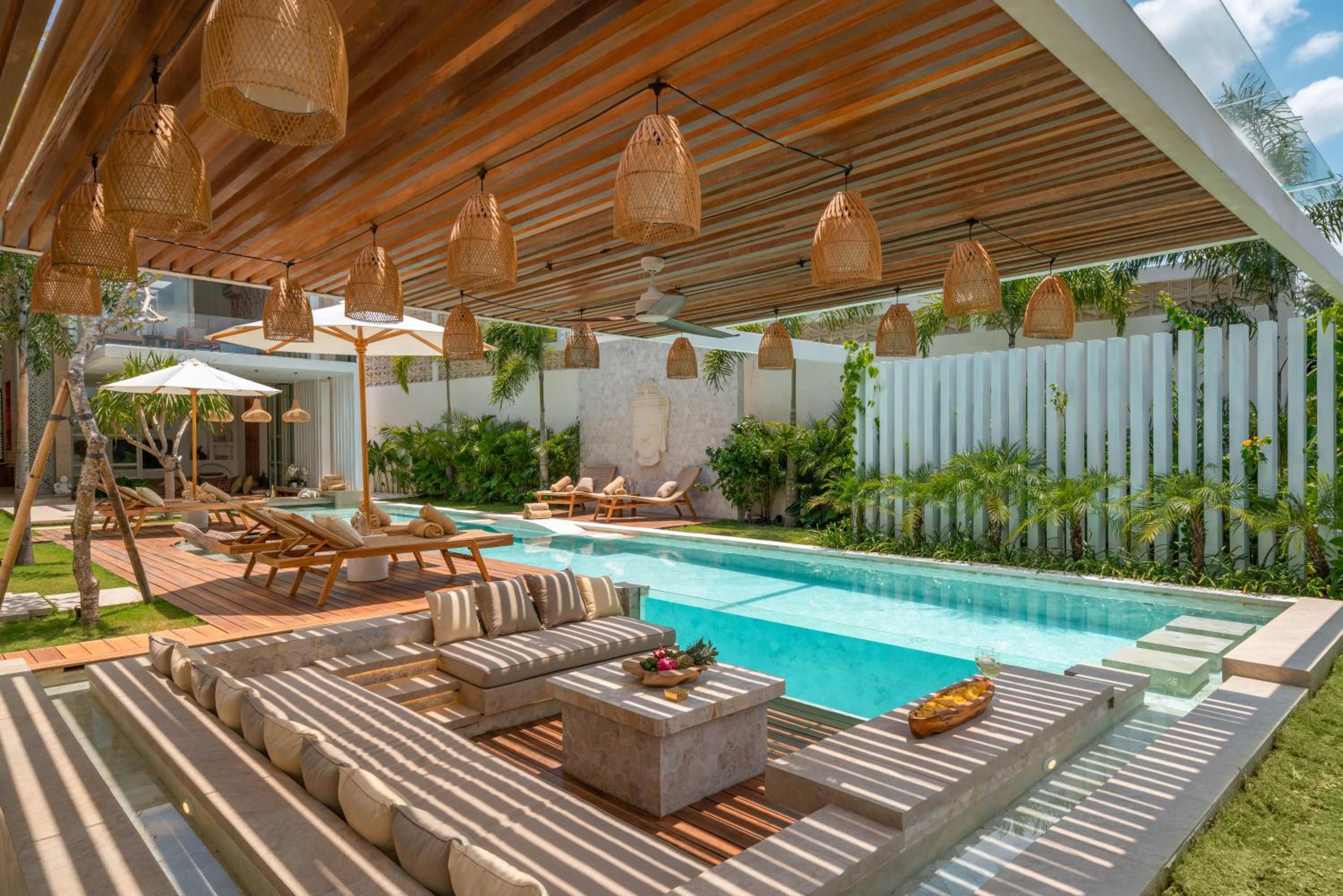 Vida & Vola : Majestic Coastal Retreat 40 Guests incl in Price