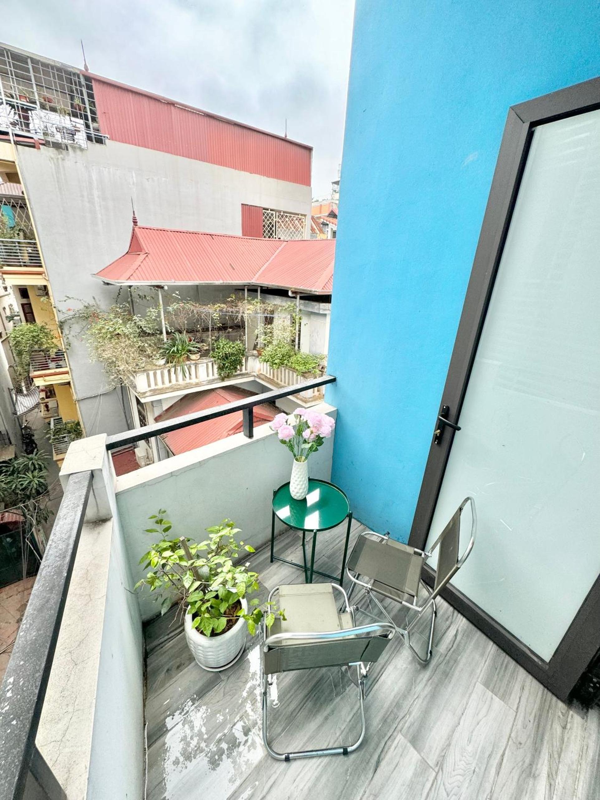 The Little Hanoi -Modern-Balcony