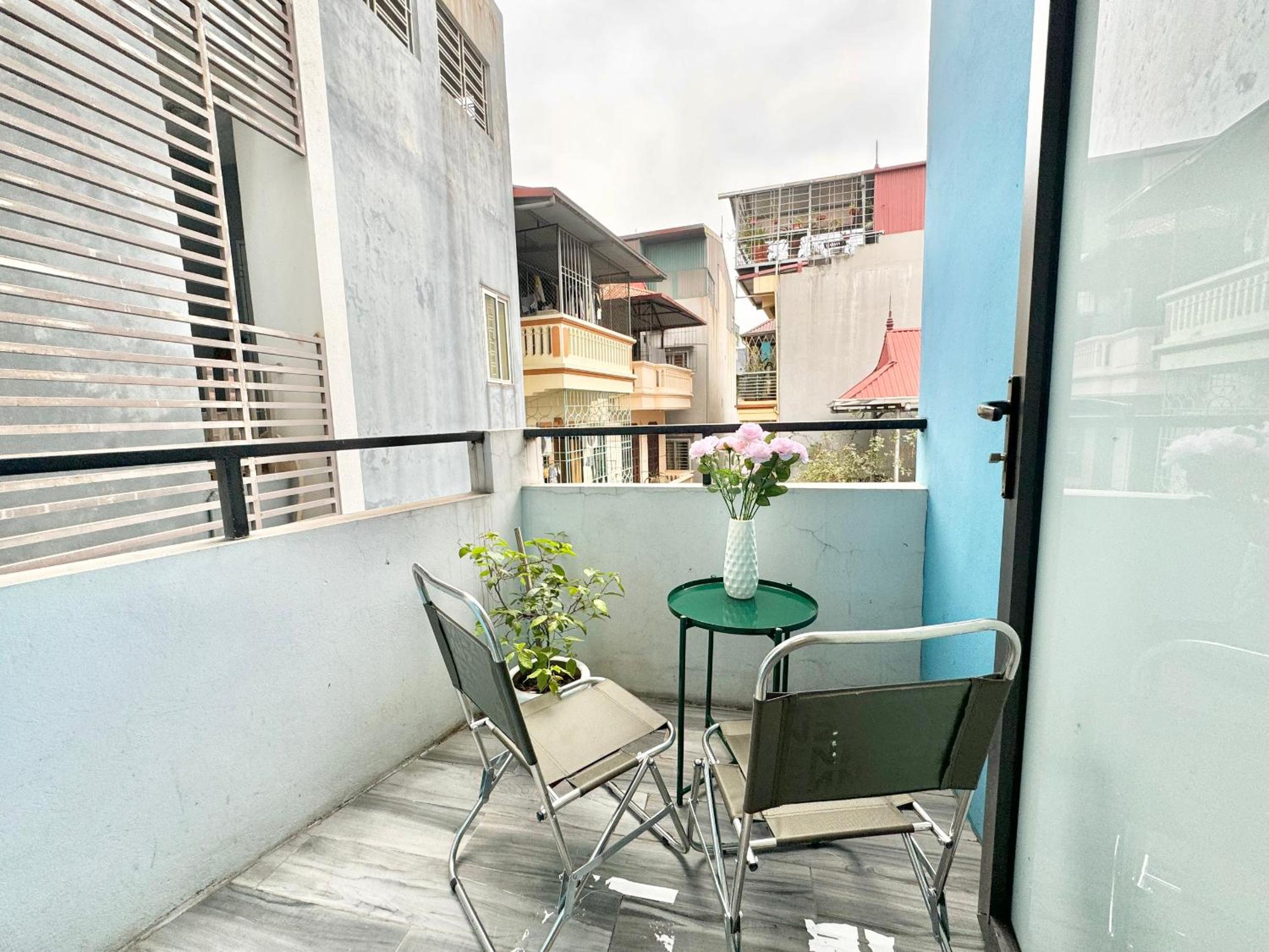 The Little Hanoi -Modern-Balcony