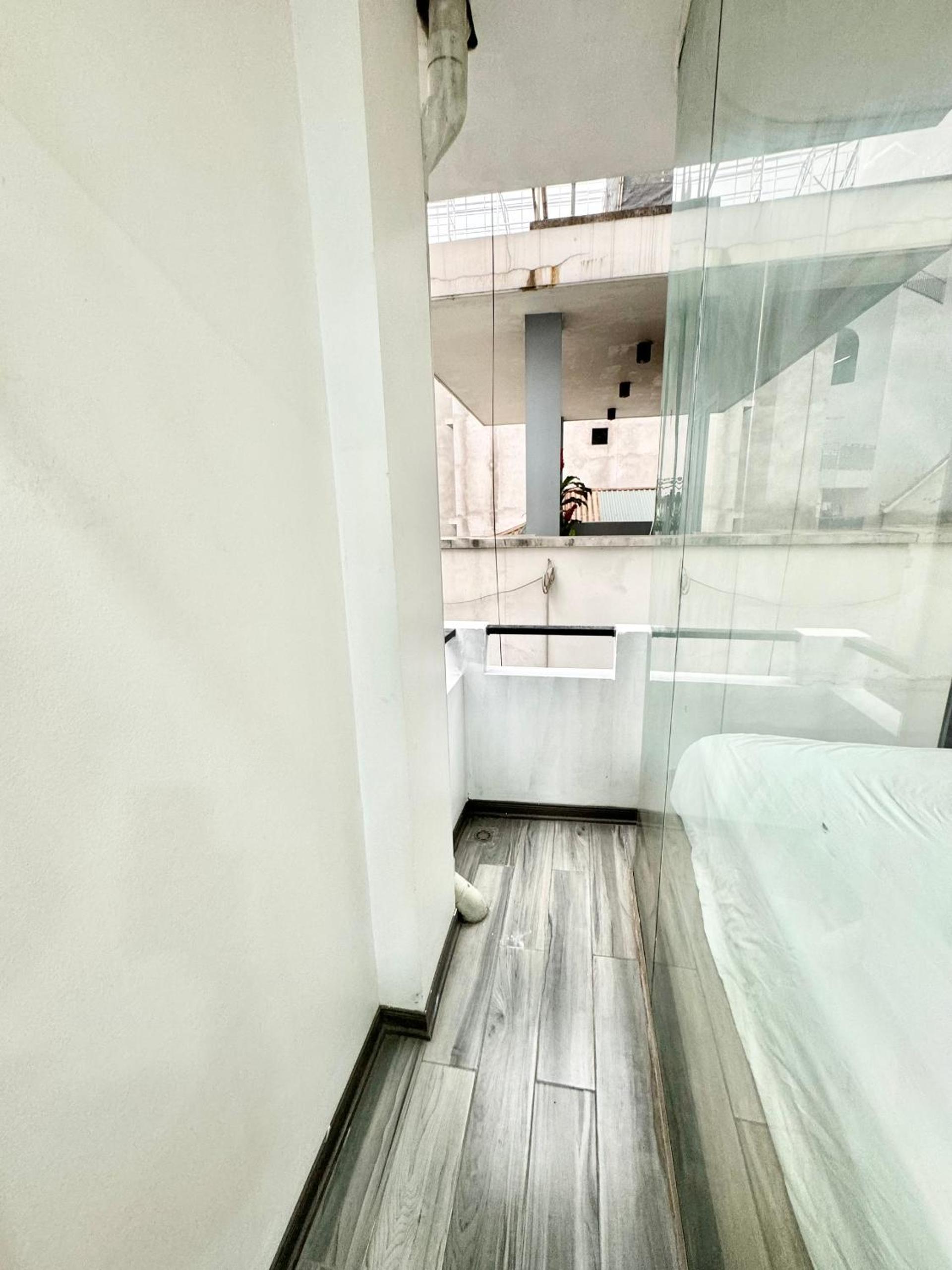 The Little Hanoi -Modern-Balcony