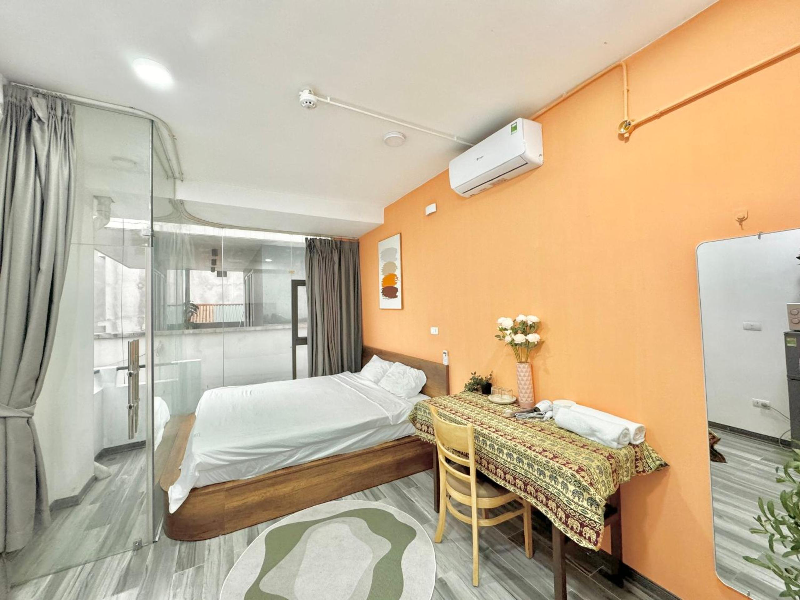 The Little Hanoi -Modern-Balcony