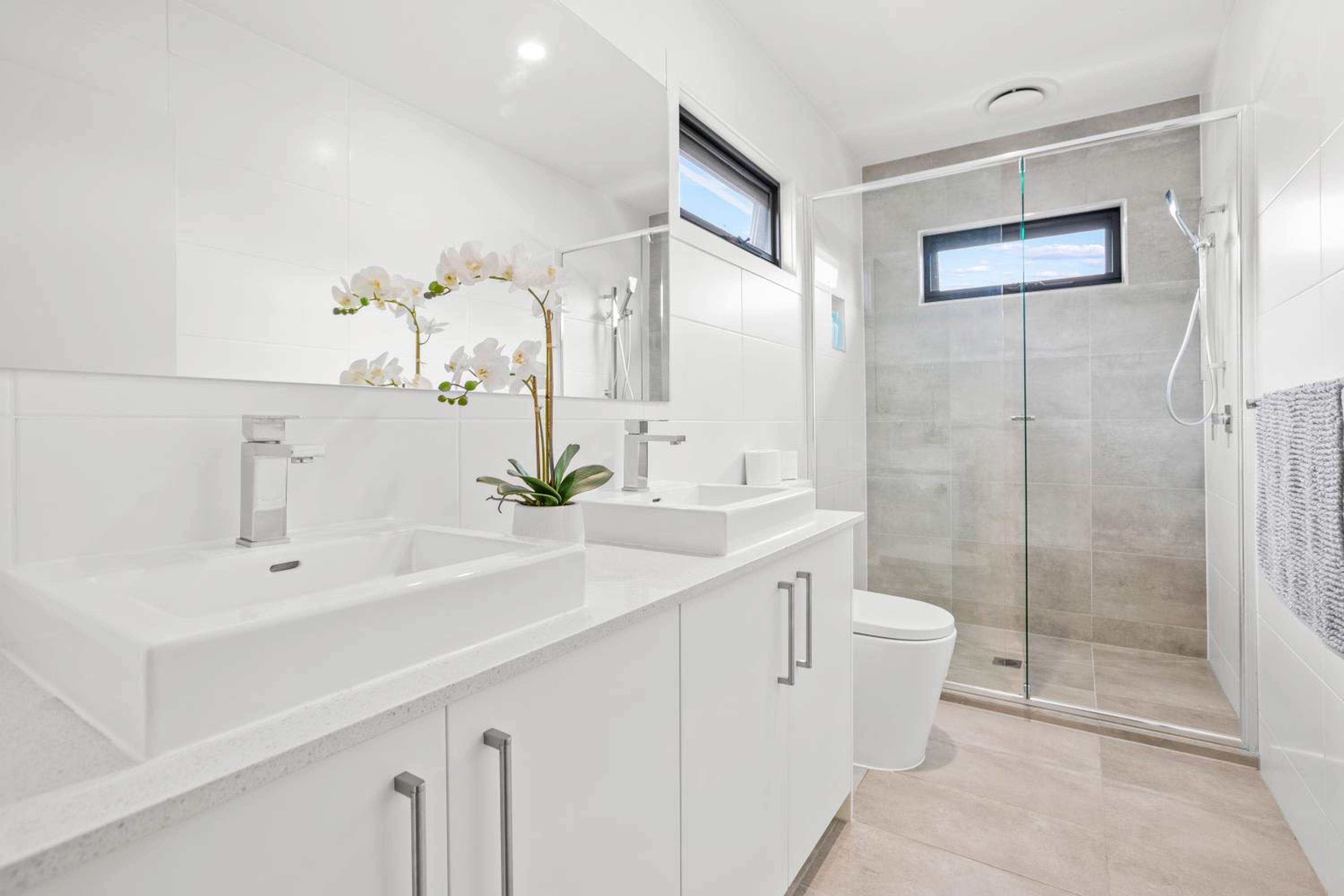StayAU Modern 4-bedroom TH Bayswater