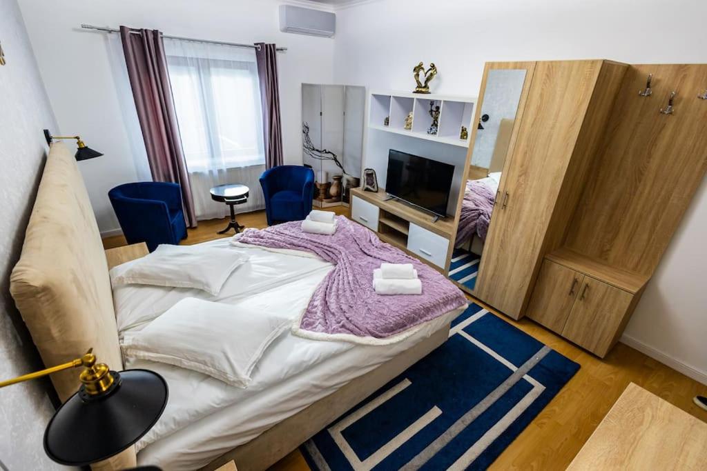 Apartament WHITE