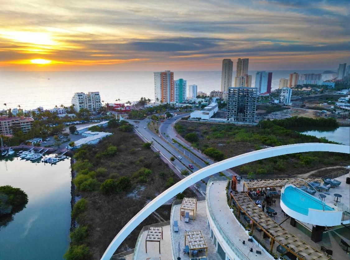 Departamento con Espectacular Alberca view 4