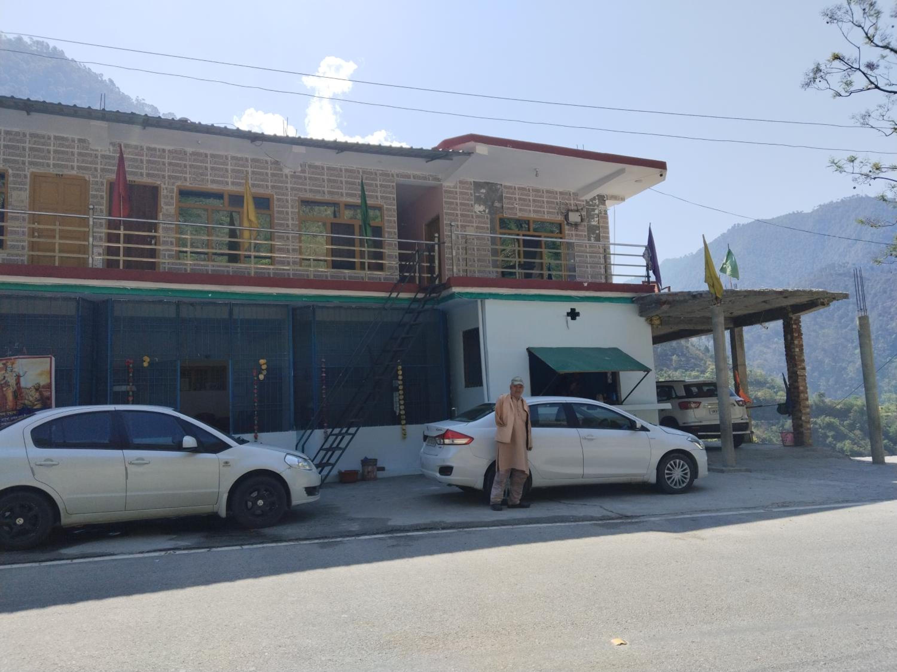 Hotel Shri Gyandeep view 2