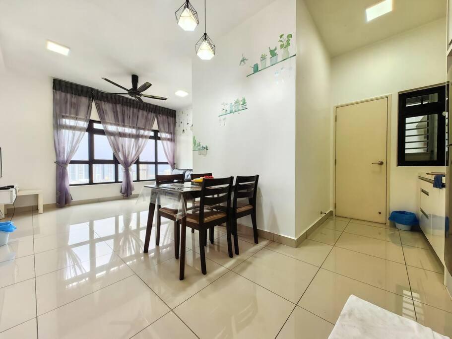 3214 Meridian Medini 4paxCozy Legoland Netflix BySTAY photo 7