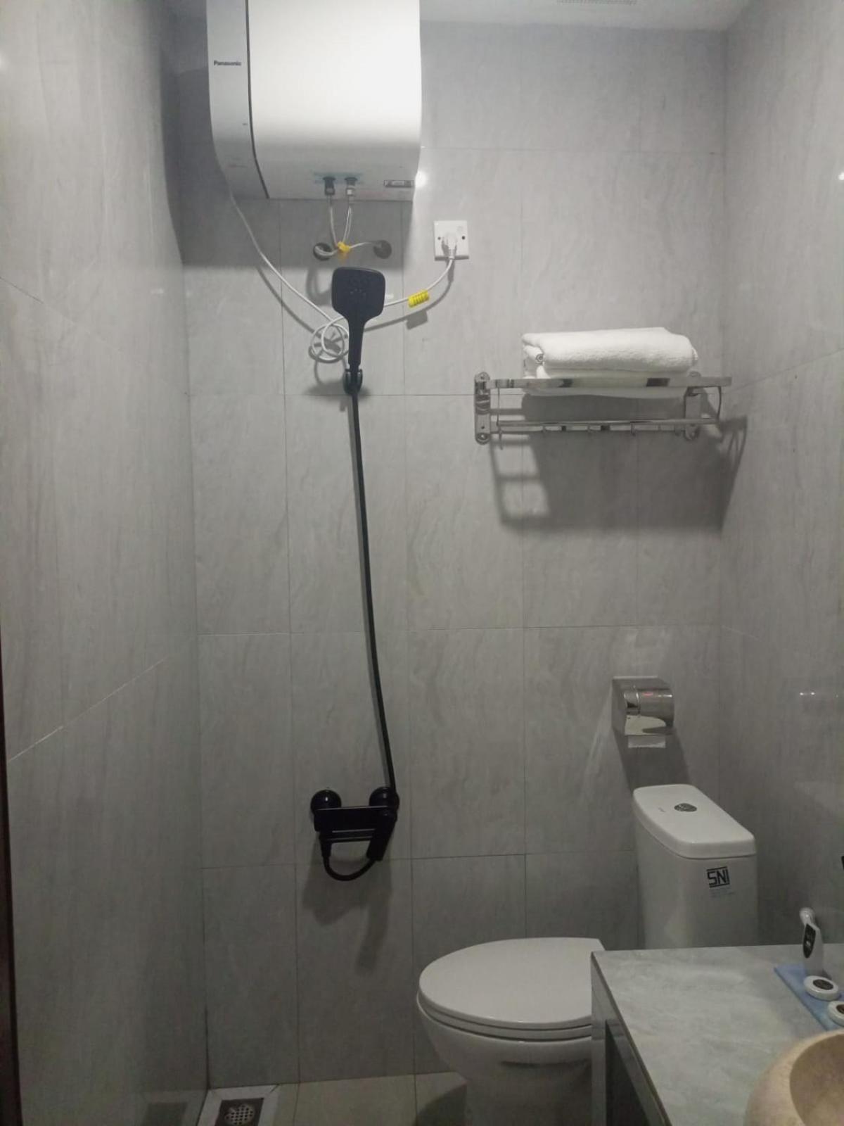 Kelong Pancing Madu Tiga 18