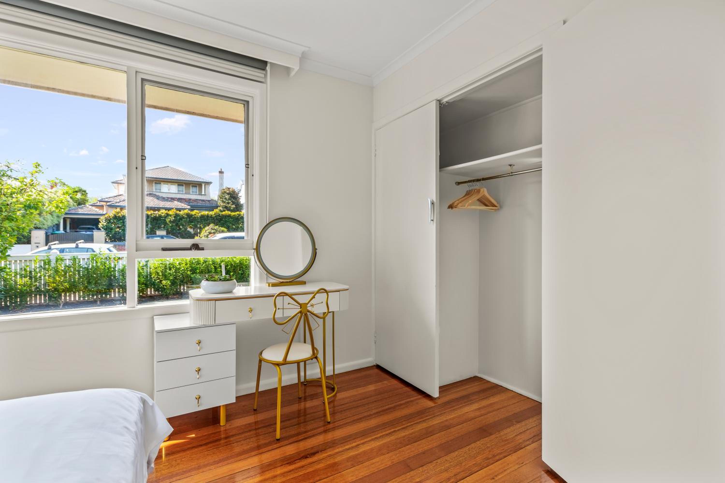 StayAU 2BRM Beach Family House Hampton