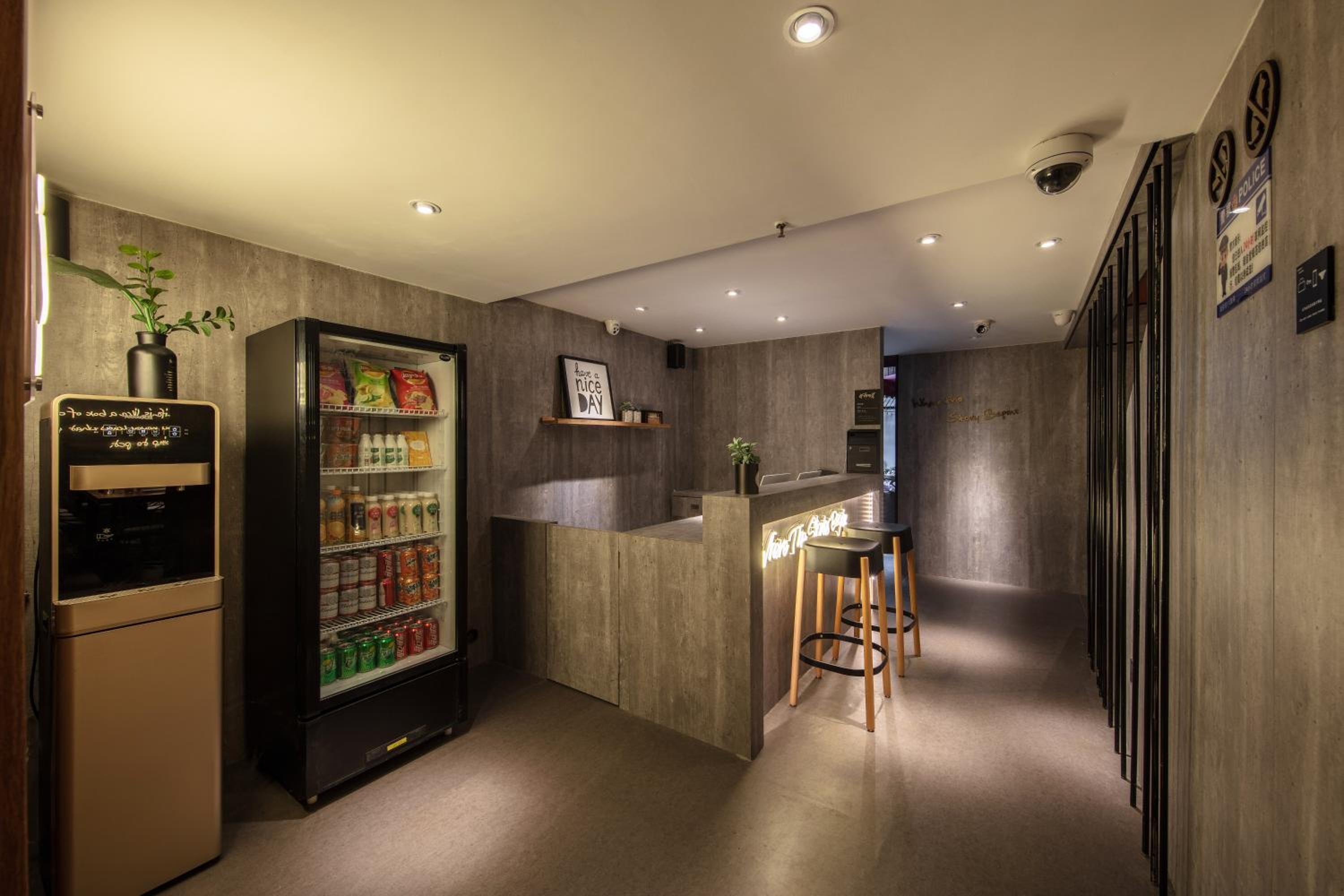 One Forest Youth Hostel - The Bund Branch