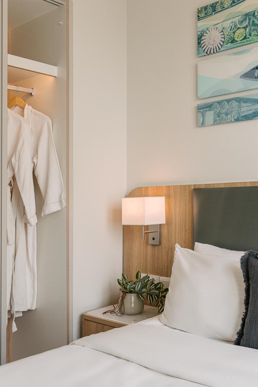 Zenity Apartel Dist 1 by SSens