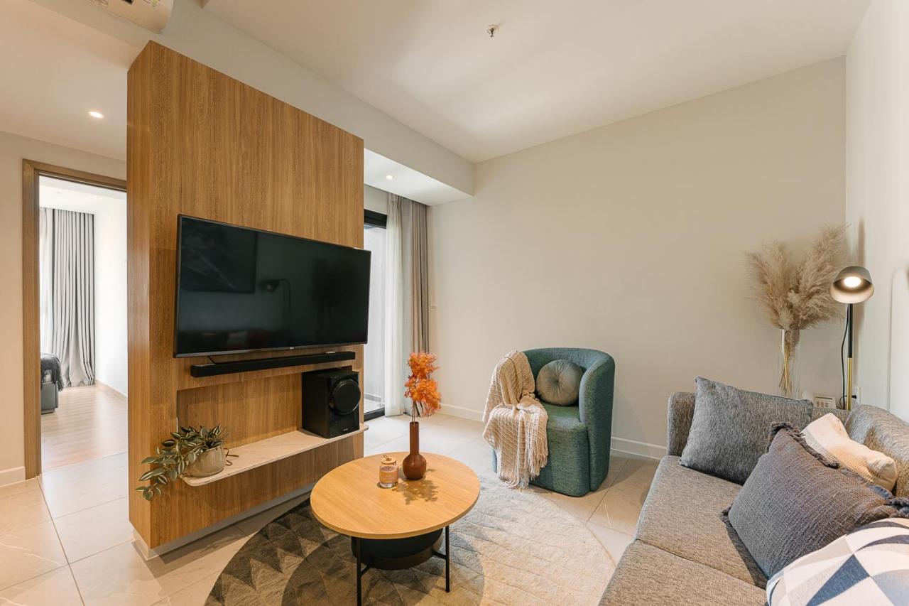 Zenity Apartel Dist 1 by SSens