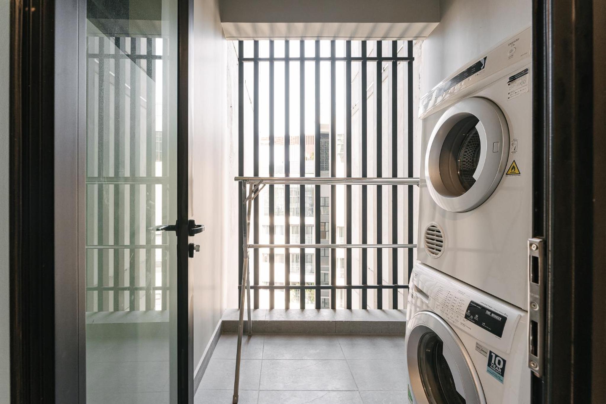 Zenity Apartel Dist 1 by SSens